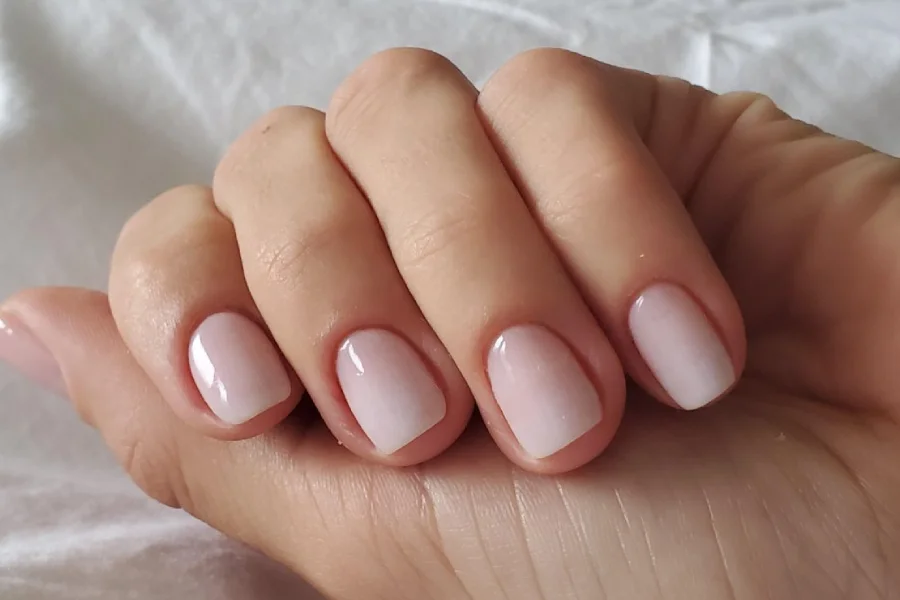 تفاوت مانیکور روسی و کمبی