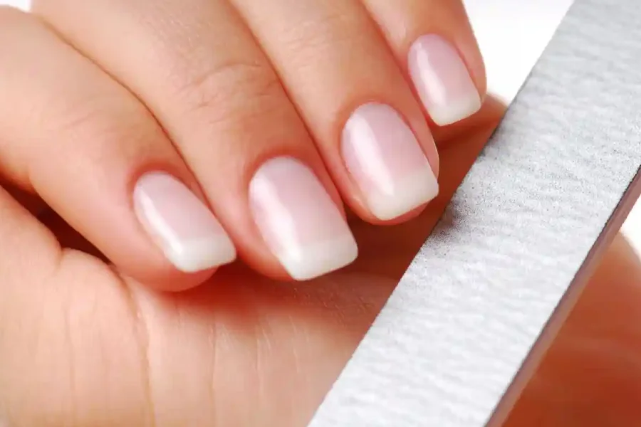 تفاوت مانیکور روسی و کمبی